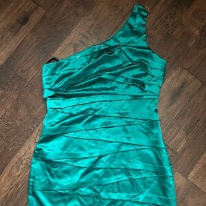 B-Too Byer Califoirnia Emerald Green Layered Cocktail Dress Size 11